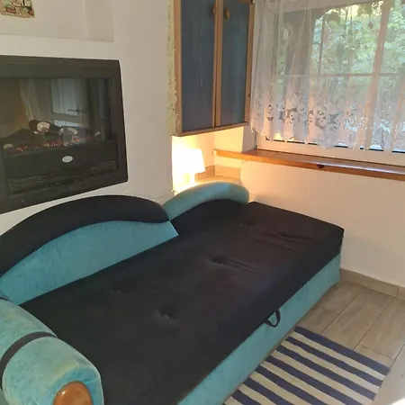 Vandrerhjem Szalupa Airport