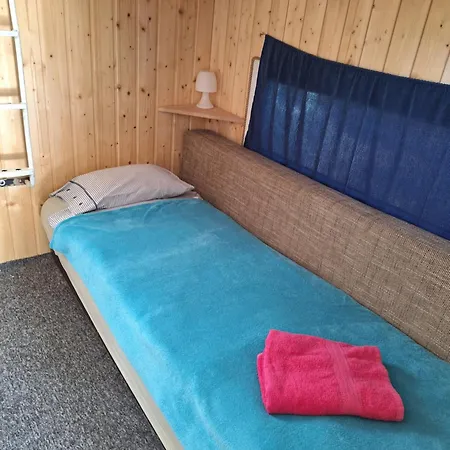 Hostel Szalupa Airport Zakroczym