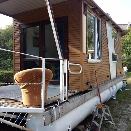 Hostel Szalupa Airport Zakroczym