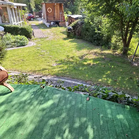 Hostel Szalupa Airport *