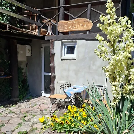 Vandrerhjem Szalupa Airport *