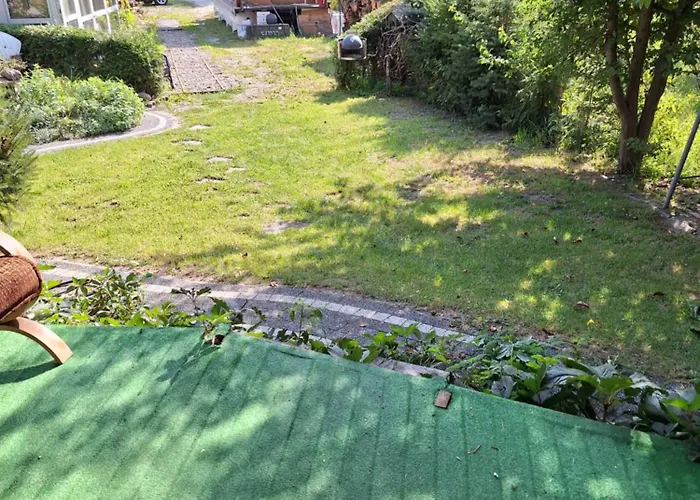 Hostel Szalupa Airport *