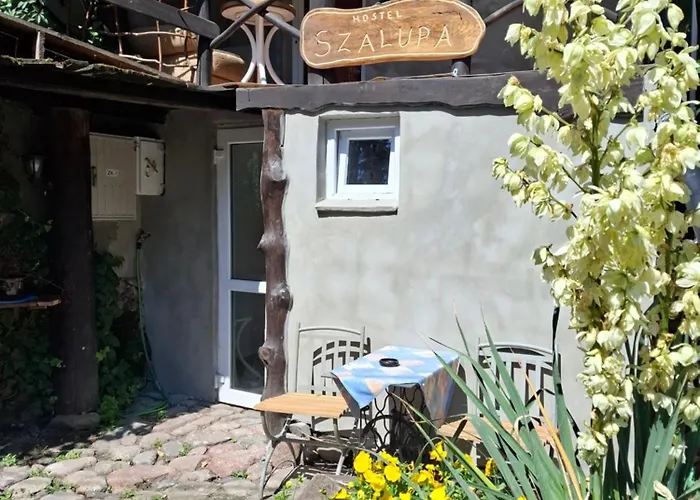 Hostel Szalupa Airport *